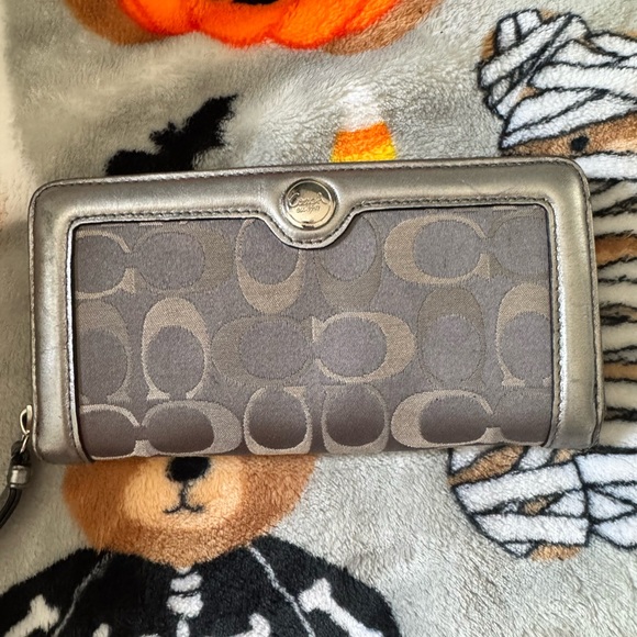 Coach Gray and Silver Logo Wallet - Picture 1 of 3